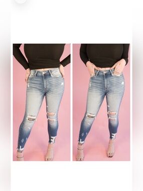 KanCan High Rise Fray Hem Distressed
Skinny Jeans Sz 7/27 NWT!